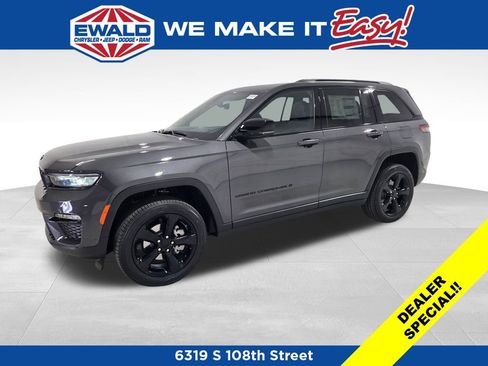 New 2025 Jeep Grand Cherokee Limited w/ Luxury Tech Group II AWD/4WD image 18