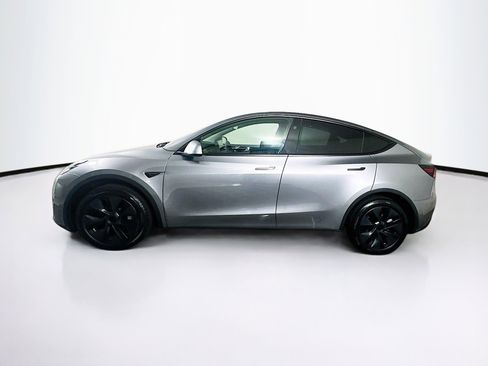 Used 2025 Tesla Model Y Long Range image 4
