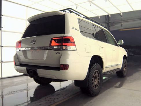 Used 2018 Toyota Land Cruiser AWD/4WD image 3