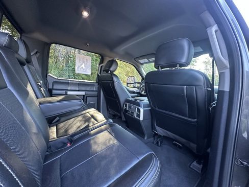 Used 2020 Ford F250 Lariat w/ Lariat Value Package image 13