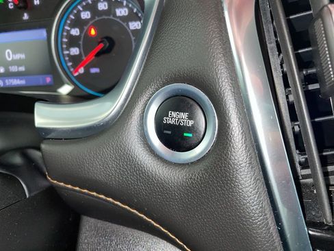 Used 2020 Chevrolet Traverse LT w/ LPO, Floor Liner Package image 23