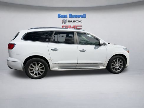 Used 2017 Buick Enclave Leather AWD/4WD image 10