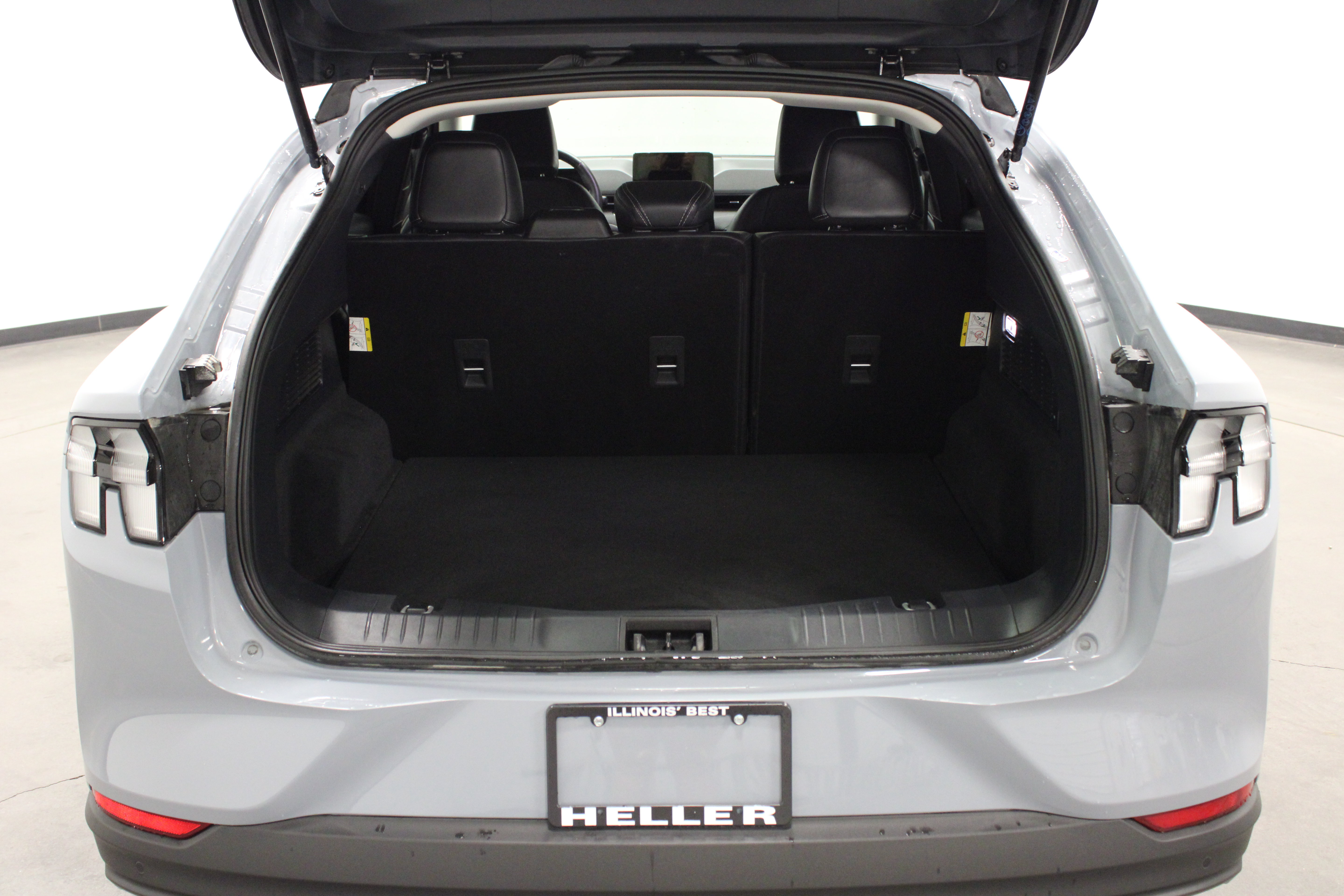 Used 2025 Ford Mustang Mach-E Select RWD image 12