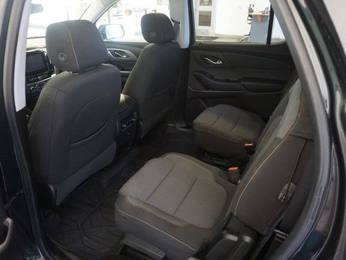 Used 2018 Chevrolet Traverse LT FWD image 21