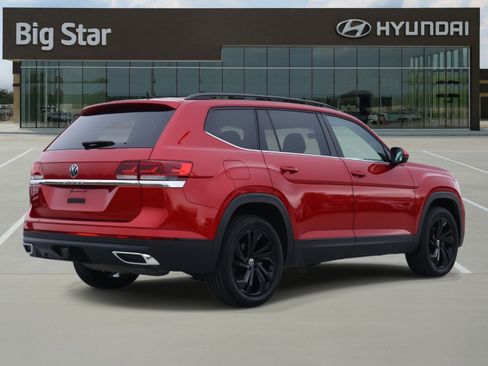 Used 2022 Volkswagen Atlas SE image 4