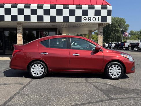 Used 2019 Nissan Versa SV FWD image 8