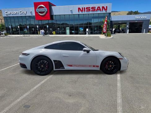 Used 2024 Porsche 911 Carrera RWD image 9