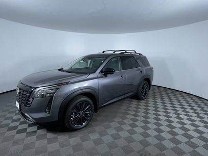 New 2026 Nissan Pathfinder SL w/ SL Premium Package