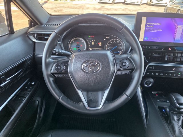 Used 2024 Toyota Venza XLE AWD/4WD image 28