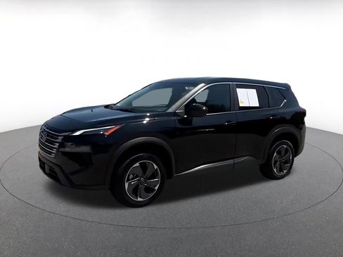 Used 2025 Nissan Rogue SV FWD image 8