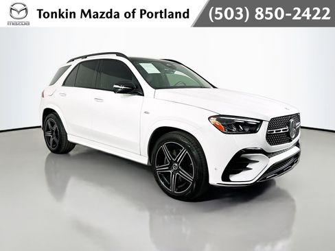 Used 2025 Mercedes-Benz GLE 450e 4MATIC image 1