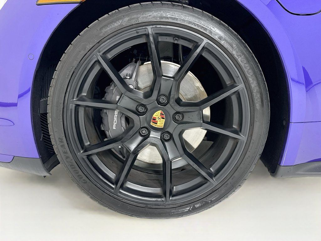 Certified 2025 Porsche Taycan RWD image 11