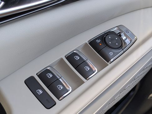 New 2026 Kia Carnival SX w/ SX Dark Edition Package FWD image 37