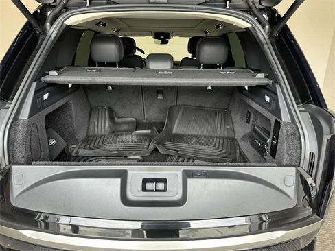 Used 2024 Land Rover Range Rover SE image 17