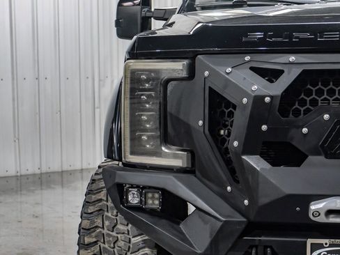 Used 2019 Ford F250 Limited w/ FX4 Off-Road Package image 49