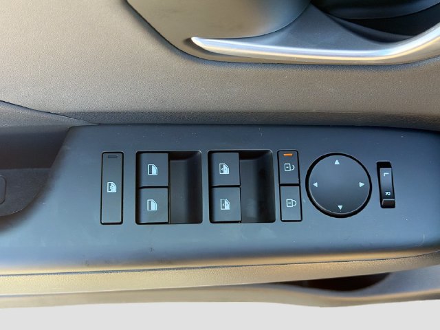 New 2026 Hyundai Kona Limited FWD image 17