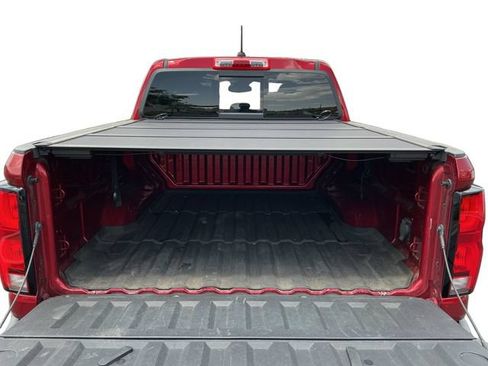 Used 2024 Chevrolet Colorado Z71 w/ Z71 Convenience Package 2 AWD/4WD image 22