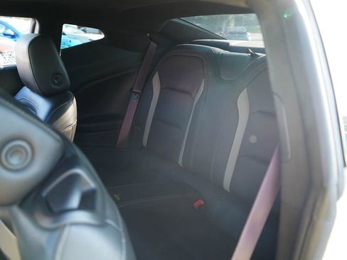 Used 2017 Chevrolet Camaro SS RWD image 9