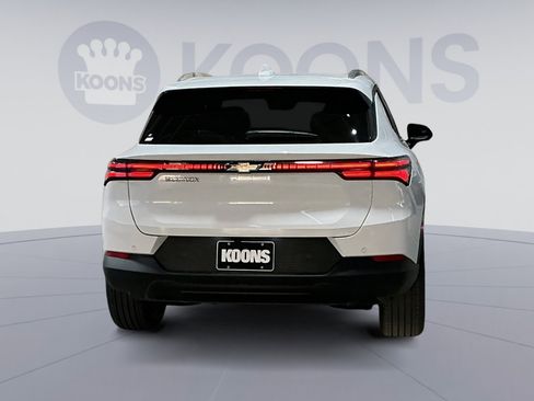 New 2026 Chevrolet Equinox EV LT image 15