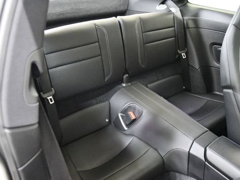 Used 2022 Porsche 911 Carrera w/ Premium Package RWD image 16