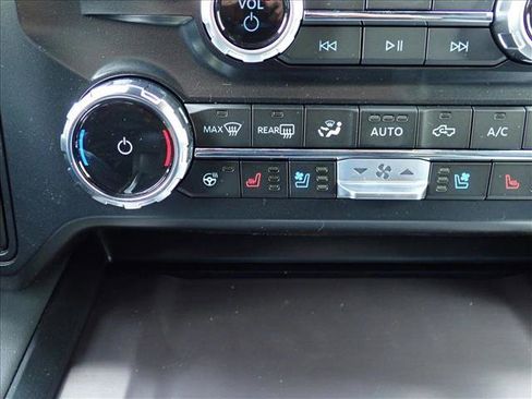 New 2026 Ford F350 Platinum w/ Tremor Off-Road Package image 21