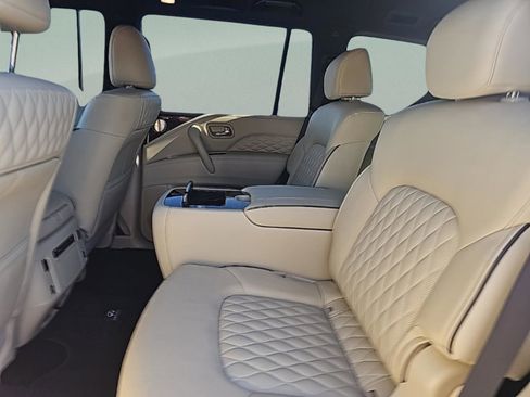 Used 2024 INFINITI QX80 Sensory w/ Cargo Package image 29