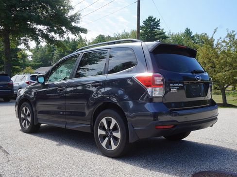 Used 2018 Subaru Forester 2.5i Limited AWD/4WD image 7