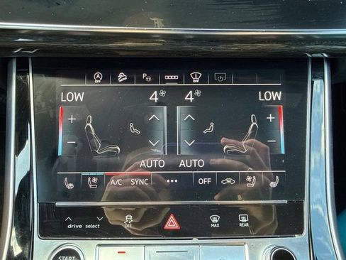 Used 2025 Audi Q7 3.0T Prestige w/ Prestige Package AWD/4WD image 26