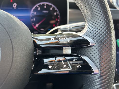 Certified 2025 Mercedes-Benz GLC 300 image 20