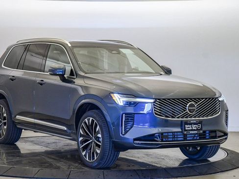 Certified 2026 Volvo XC90 B6 Plus w/ Protection Package AWD/4WD image 6