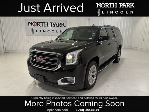 Used 2019 GMC Yukon XL SLT w/ Open Road Package RWD image 1