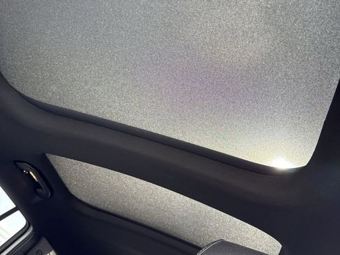 Certified 2022 Mercedes-Benz GLB 250 4MATIC image 13