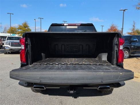 Used 2021 Chevrolet Silverado 1500 LT Trail Boss w/ Convenience Package II image 12
