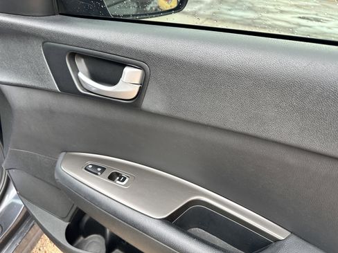 Used 2019 Kia Optima LX image 27