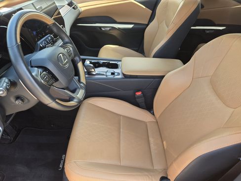 Used 2025 Lexus RX 350 Premium Plus w/ Accessory Package (Z1) FWD image 7