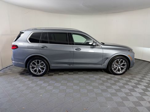 Used 2024 BMW X7 xDrive40i w/ Executive Package AWD/4WD image 8
