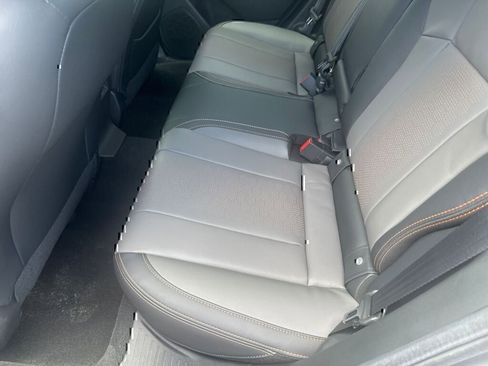 New 2025 Subaru Crosstrek 2.5i Limited w/ Popular Package #3A image 6