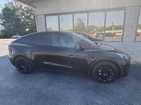 Used 2020 Tesla Model Y Long Range AWD/4WD image 2