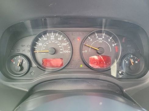 Used 2016 Jeep Patriot 4WD image 25