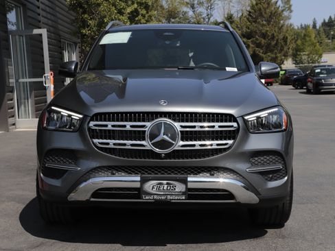 Used 2025 Mercedes-Benz GLE 450e 4MATIC image 4