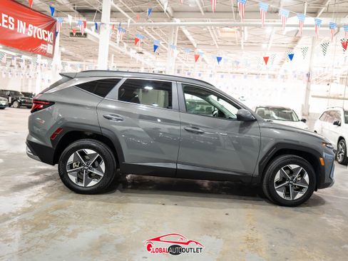 Used 2025 Hyundai Tucson SEL image 7