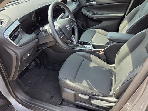 Used 2025 Buick Encore GX Preferred FWD image 8