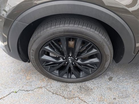 Used 2021 Kia Telluride SX w/ SX Prestige Package image 10