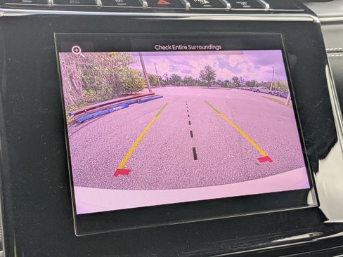 Certified 2025 Jeep Grand Cherokee L Laredo w/ Luxury Tech Group I image 18