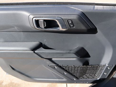 New 2025 Ford Bronco 4-Door AWD/4WD image 15