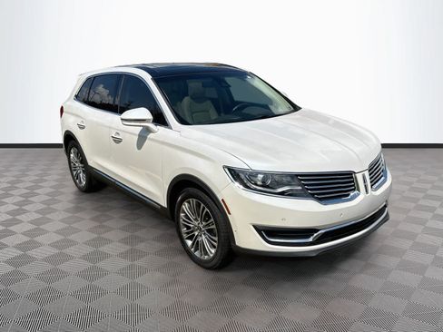 Used 2016 Lincoln MKX Reserve w/ Technology Package AWD/4WD image 3