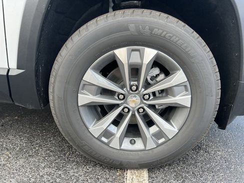 New 2026 Chevrolet Equinox LT w/ Convenience Package II image 5