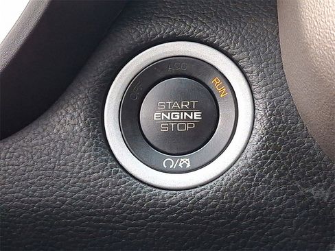 Used 2022 RAM 1500 Laramie image 24