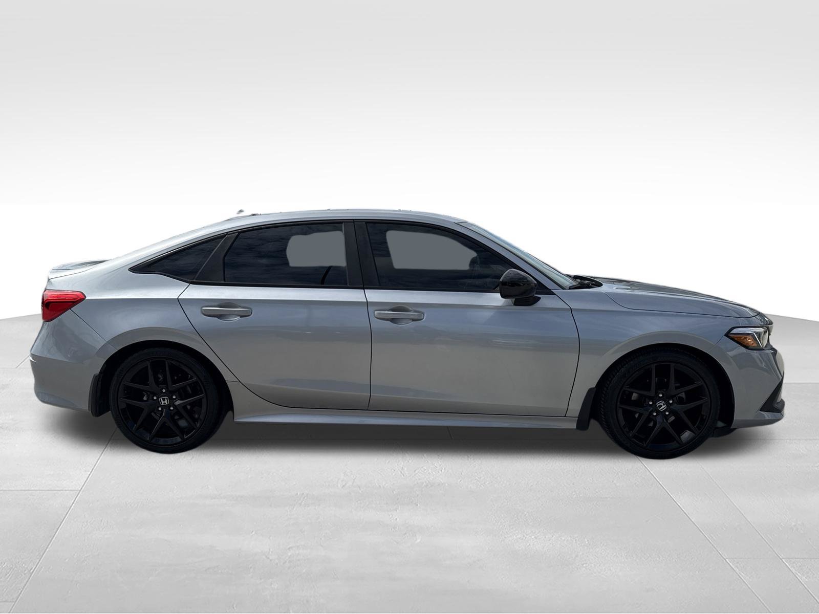 Used 2022 Honda Civic Sport image 4