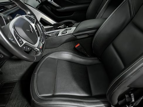 Used 2015 Chevrolet Corvette Z06 w/ 2LZ Preferred Equipment Group image 21